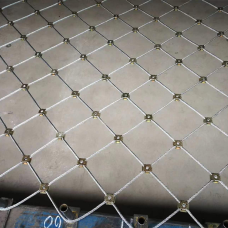 Сетка нержавеющая тросовая со скобочным креплением и ромбической ячейкой Н5 7х7 AISI 316 20х35х1 мм