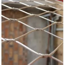 Сетка нержавеющая тросовая с узловым креплением и ромбической ячейкой Н5 7х7 AISI 316 20х35х1 мм